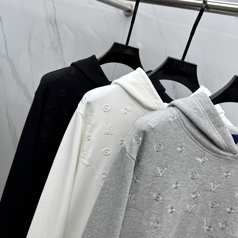 l0vis Vvtt0n hoodies